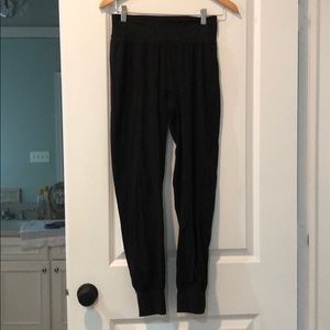Lululemon joggers